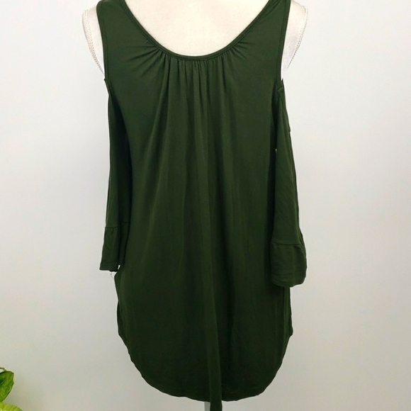 TRU Self Cold Shoulder Tunic Bell Sleeve Green EUC - Picture 4 of 12
